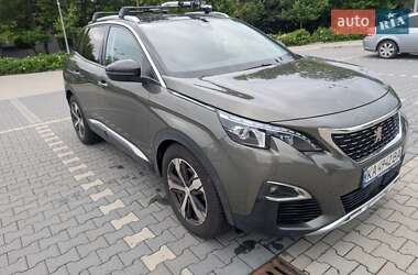 Внедорожник / Кроссовер Peugeot 3008 2020 в 
