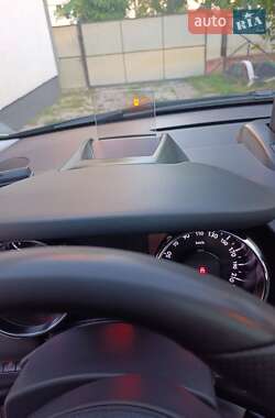 Внедорожник / Кроссовер Peugeot 3008 2010 в 