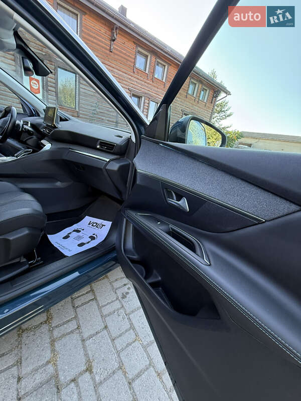 Внедорожник / Кроссовер Peugeot 3008 2022 в Ивано-Франковске