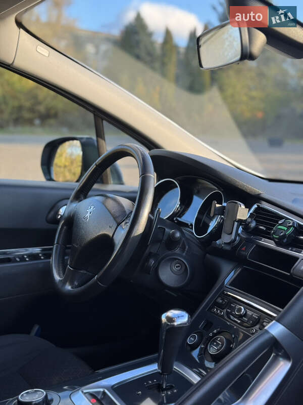 Внедорожник / Кроссовер Peugeot 3008 2014 в Львове