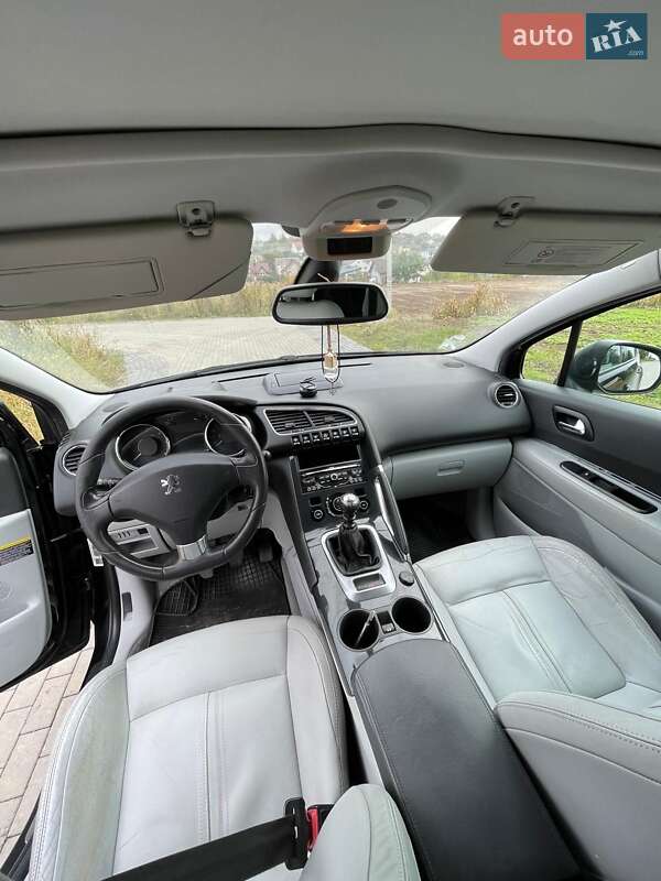 Позашляховик / Кросовер Peugeot 3008 2010 в Рівному