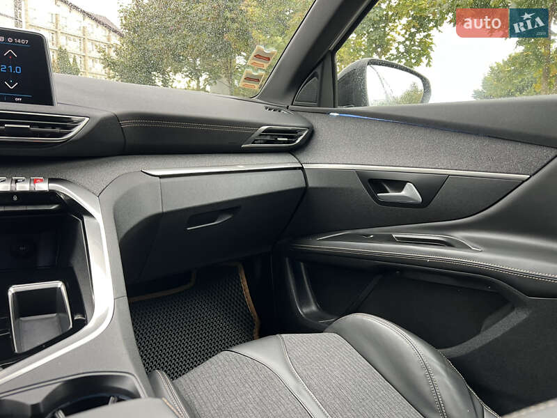 Внедорожник / Кроссовер Peugeot 3008 2018 в Львове фото 54 Внедорожник / Кроссовер Peugeot 3008 2018 в Львове