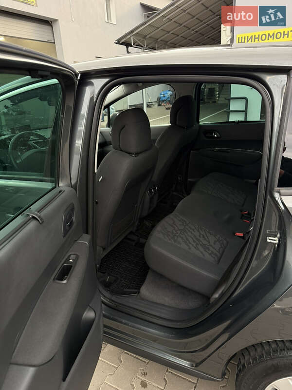 Внедорожник / Кроссовер Peugeot 3008 2012 в Луцке