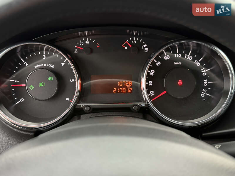 Внедорожник / Кроссовер Peugeot 3008 2012 в Луцке