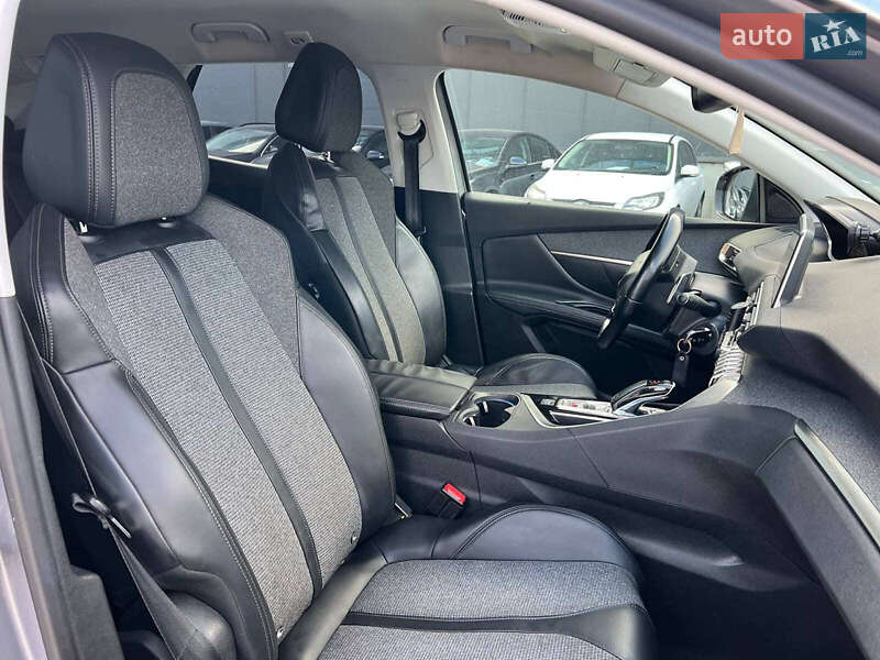 Внедорожник / Кроссовер Peugeot 3008 2017 в Львове