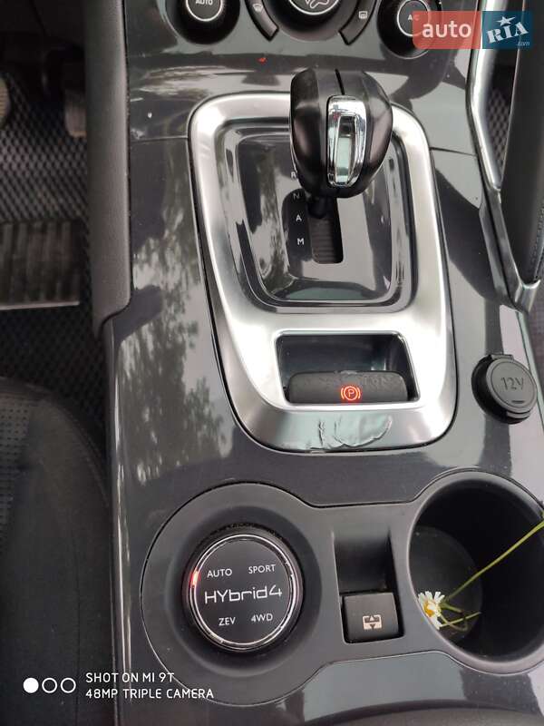 Внедорожник / Кроссовер Peugeot 3008 2012 в Дрогобыче фото 3 Внедорожник / Кроссовер Peugeot 3008 2012 в Дрогобыче