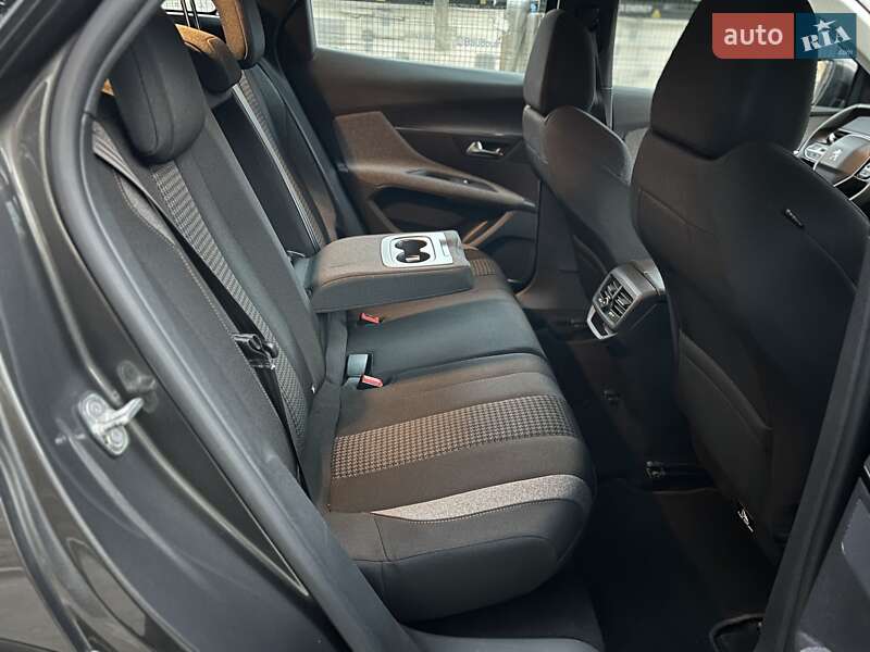 Позашляховик / Кросовер Peugeot 3008 2020 в Львові фото 20 Позашляховик / Кросовер Peugeot 3008 2020 в Львові