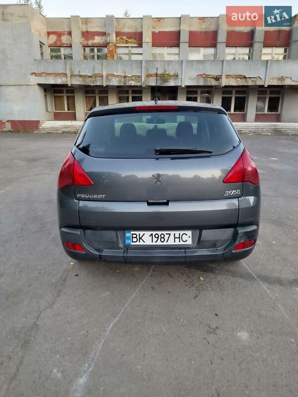 Внедорожник / Кроссовер Peugeot 3008 2010 в Ровно