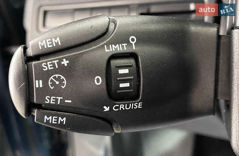 Позашляховик / Кросовер Peugeot 3008 2020 в Львові