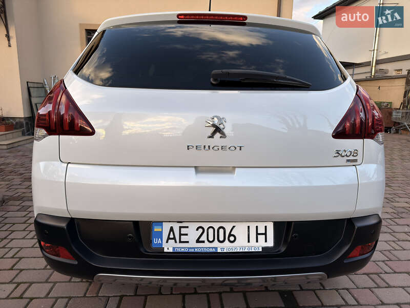 Внедорожник / Кроссовер Peugeot 3008 2015 в Ивано-Франковске