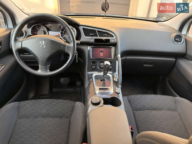 Внедорожник / Кроссовер Peugeot 3008 2015 в Ивано-Франковске