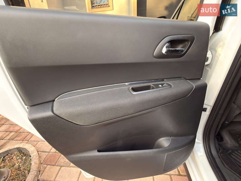 Внедорожник / Кроссовер Peugeot 3008 2015 в Ивано-Франковске