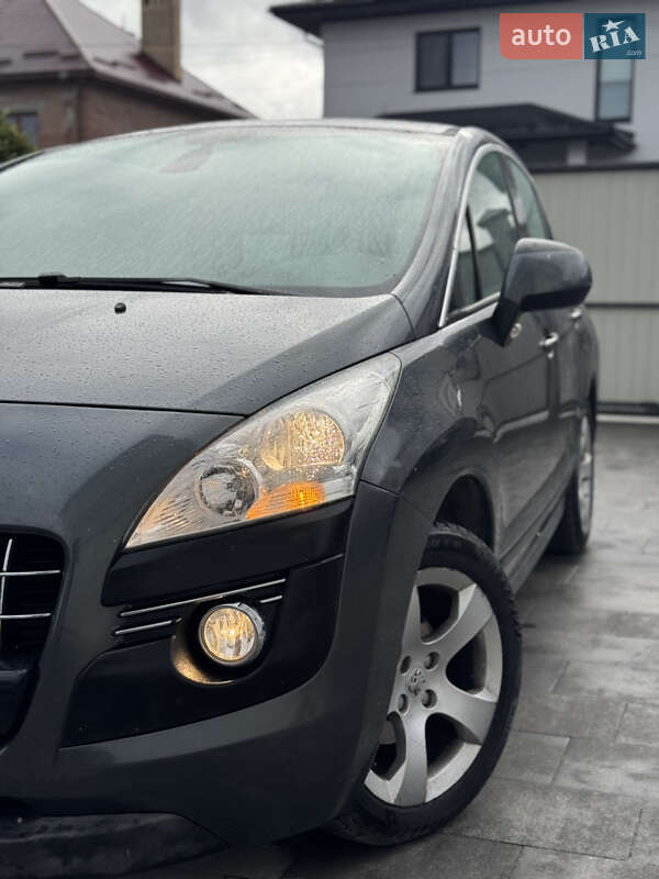 Позашляховик / Кросовер Peugeot 3008 2009 в Львові