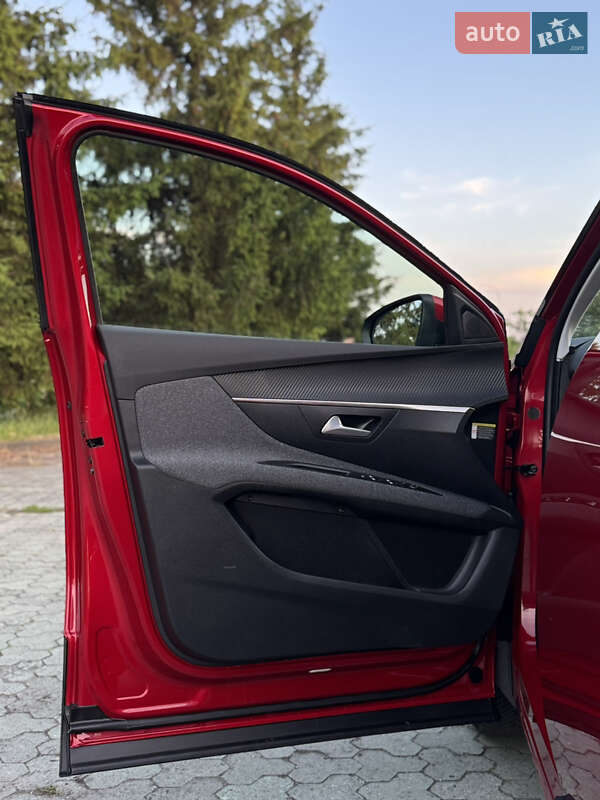 Внедорожник / Кроссовер Peugeot 3008 2021 в Дубно