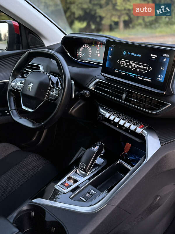 Внедорожник / Кроссовер Peugeot 3008 2021 в Дубно