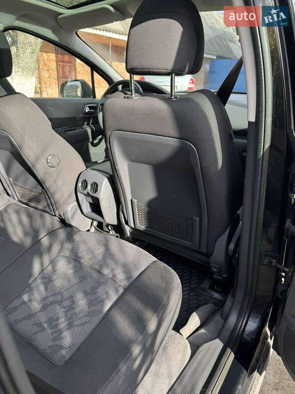 Внедорожник / Кроссовер Peugeot 3008 2011 в Калиновке