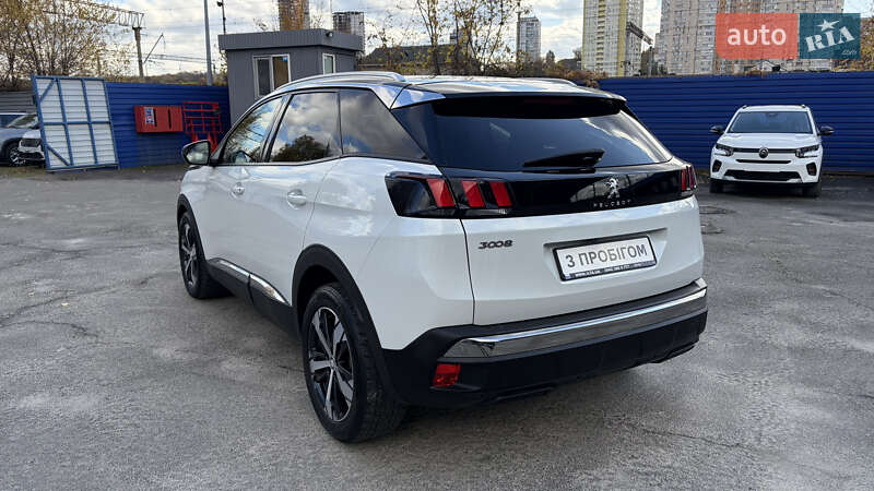 Внедорожник / Кроссовер Peugeot 3008 2018 в Киеве