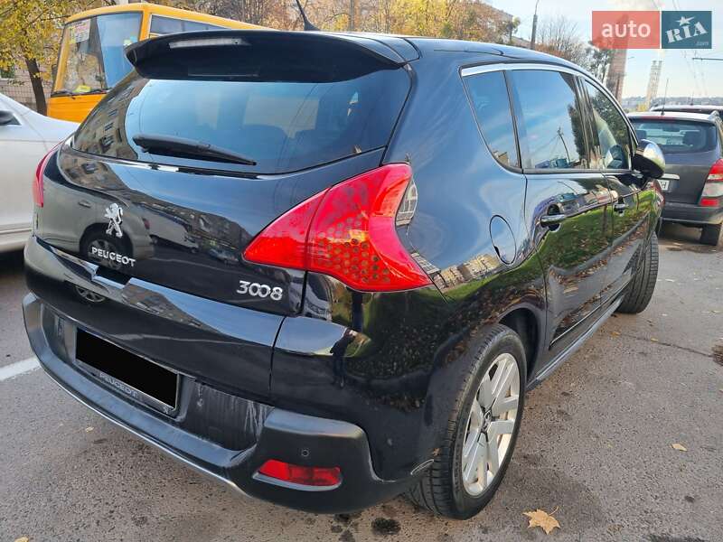 Позашляховик / Кросовер Peugeot 3008 2013 в Рівному