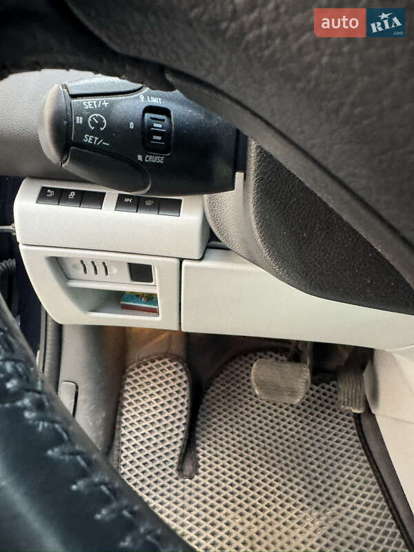 Позашляховик / Кросовер Peugeot 3008 2014 в Виноградові