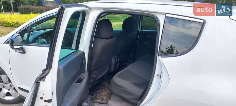 Внедорожник / Кроссовер Peugeot 3008 2014 в Днепре