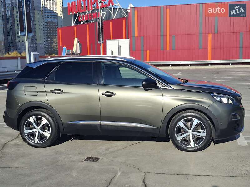 Позашляховик / Кросовер Peugeot 3008 2020 в Києві