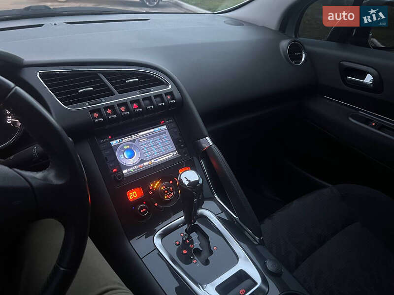 Внедорожник / Кроссовер Peugeot 3008 2011 в Харькове