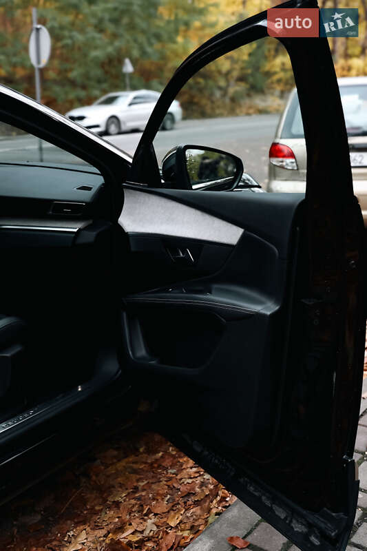 Позашляховик / Кросовер Peugeot 3008 2017 в Львові