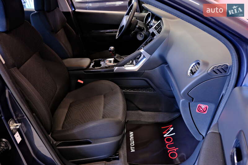 Внедорожник / Кроссовер Peugeot 3008 2011 в Одессе