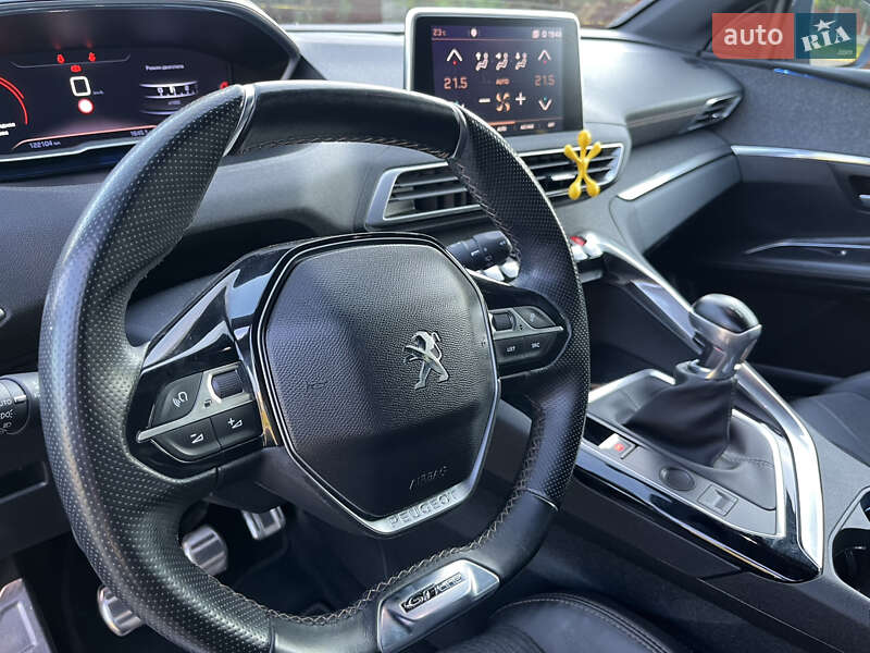 Позашляховик / Кросовер Peugeot 3008 2017 в Самборі