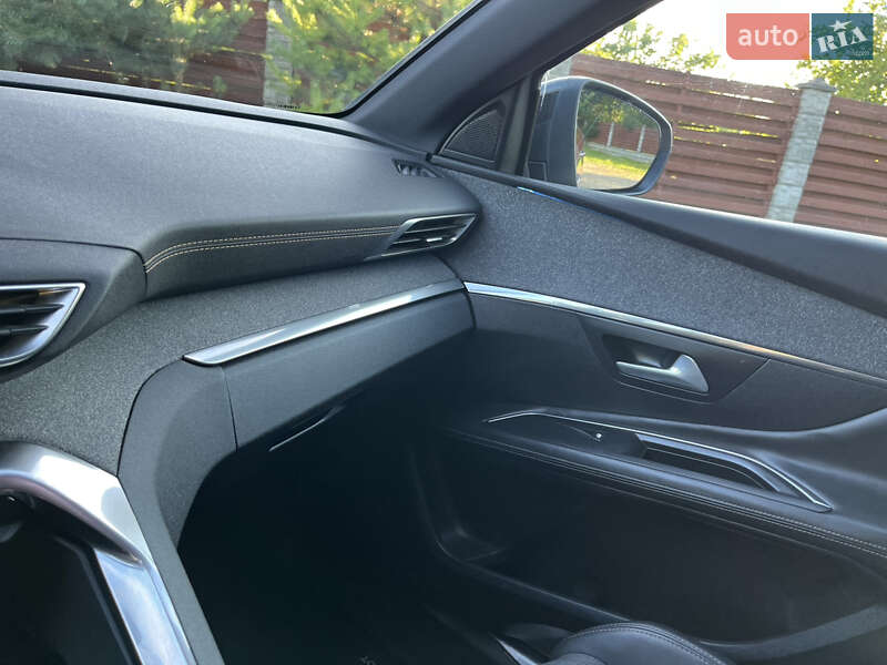 Позашляховик / Кросовер Peugeot 3008 2017 в Самборі