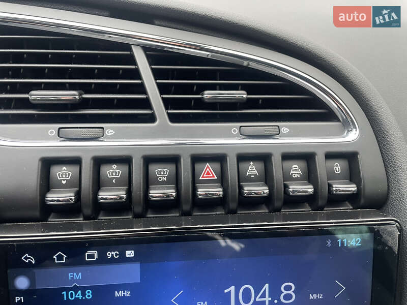 Внедорожник / Кроссовер Peugeot 3008 2012 в Луцке