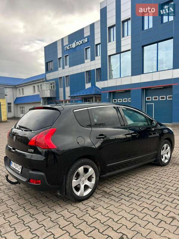 Внедорожник / Кроссовер Peugeot 3008 2011 в Ивано-Франковске