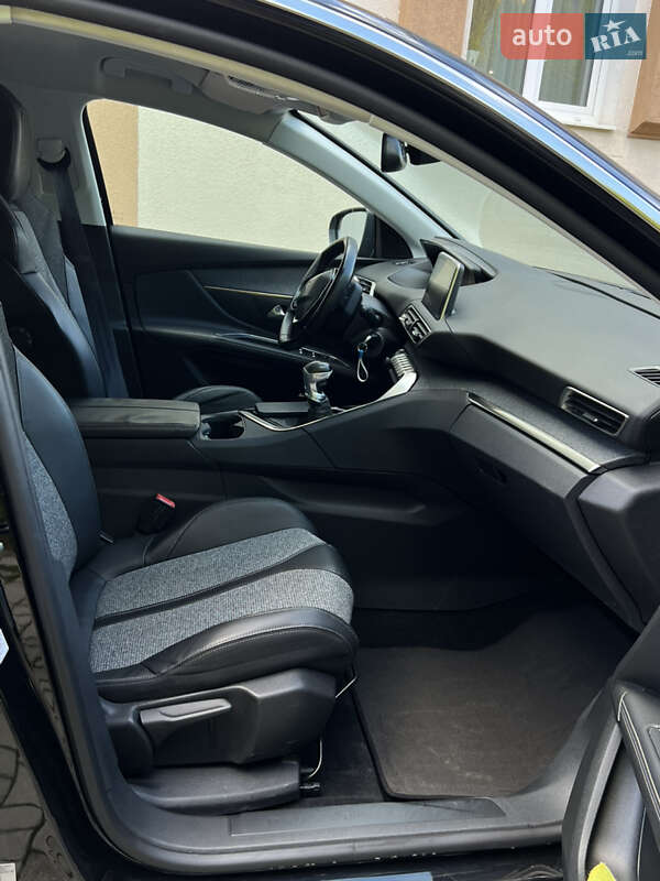 Позашляховик / Кросовер Peugeot 3008 2017 в Самборі