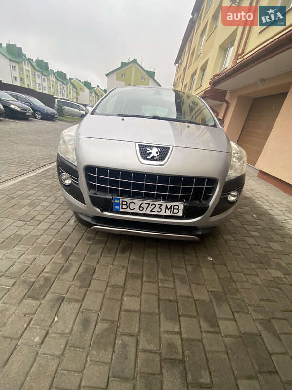 Позашляховик / Кросовер Peugeot 3008 2009 в Львові