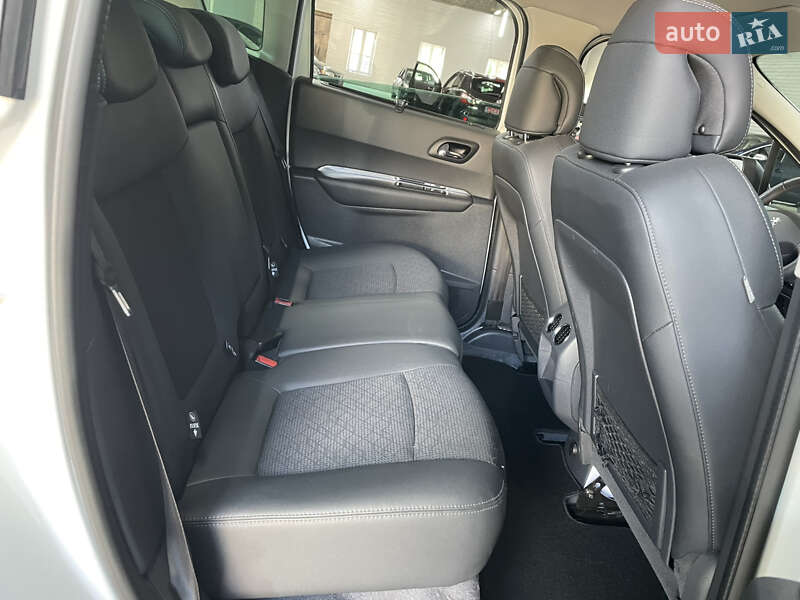 Внедорожник / Кроссовер Peugeot 3008 2014 в Стрые