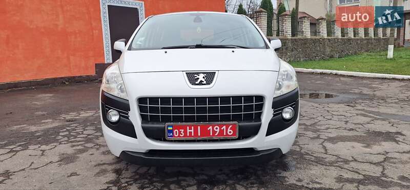 Внедорожник / Кроссовер Peugeot 3008 2012 в Новоархангельске
