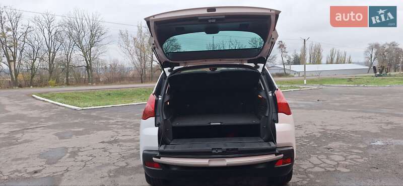 Внедорожник / Кроссовер Peugeot 3008 2012 в Новоархангельске