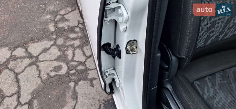 Внедорожник / Кроссовер Peugeot 3008 2012 в Новоархангельске