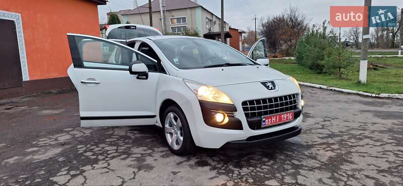 Внедорожник / Кроссовер Peugeot 3008 2012 в Новоархангельске