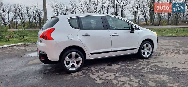 Внедорожник / Кроссовер Peugeot 3008 2012 в Новоархангельске