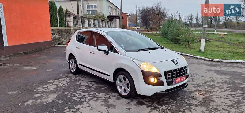 Внедорожник / Кроссовер Peugeot 3008 2012 в Новоархангельске