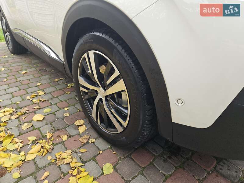 Внедорожник / Кроссовер Peugeot 3008 2020 в Киеве фото 3 Внедорожник / Кроссовер Peugeot 3008 2020 в Киеве