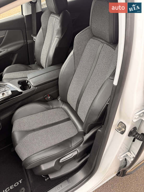 Внедорожник / Кроссовер Peugeot 3008 2020 в Киеве фото 19 Внедорожник / Кроссовер Peugeot 3008 2020 в Киеве