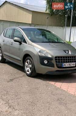 Позашляховик / Кросовер Peugeot 3008 2012 в Рожище