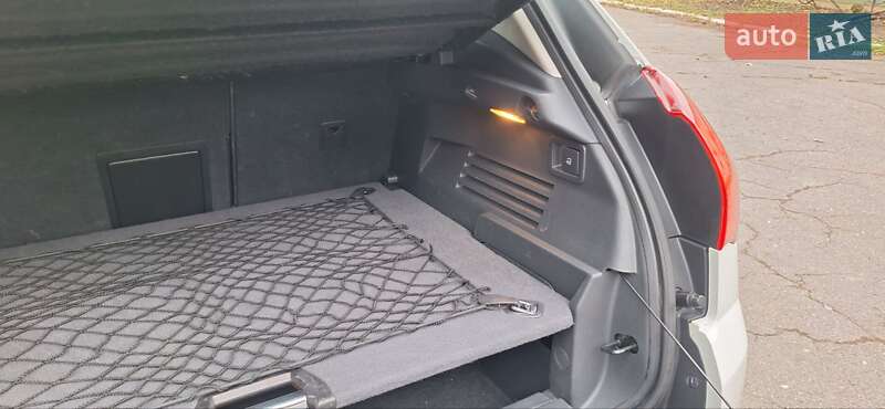 Позашляховик / Кросовер Peugeot 3008 2012 в Новоархангельську фото 23 Позашляховик / Кросовер Peugeot 3008 2012 в Новоархангельську