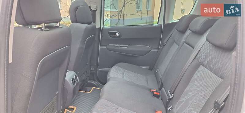 Позашляховик / Кросовер Peugeot 3008 2012 в Новоархангельську фото 48 Позашляховик / Кросовер Peugeot 3008 2012 в Новоархангельську