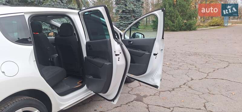 Позашляховик / Кросовер Peugeot 3008 2012 в Новоархангельську фото 68 Позашляховик / Кросовер Peugeot 3008 2012 в Новоархангельську