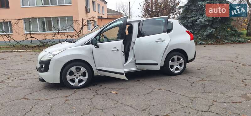 Позашляховик / Кросовер Peugeot 3008 2012 в Новоархангельську фото 76 Позашляховик / Кросовер Peugeot 3008 2012 в Новоархангельську