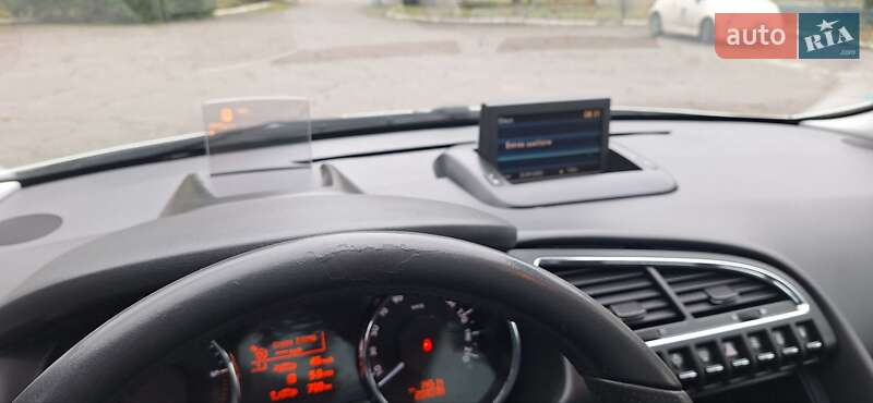 Позашляховик / Кросовер Peugeot 3008 2012 в Новоархангельську фото 86 Позашляховик / Кросовер Peugeot 3008 2012 в Новоархангельську