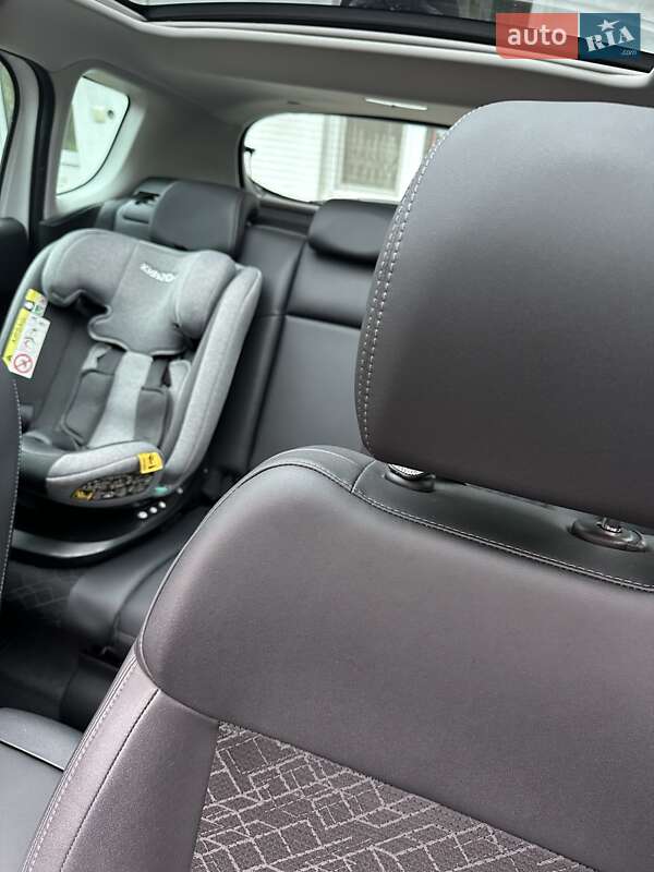 Позашляховик / Кросовер Peugeot 3008 2014 в Стрию